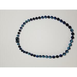 Fourteen inch blue ball bead necklace b99